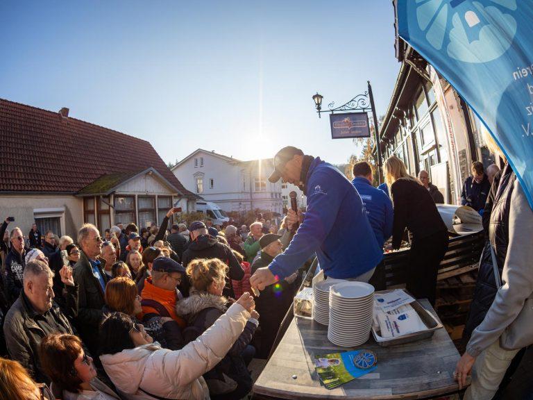 Fisch Domke Team beim Weltrekord in Heringsdorf
