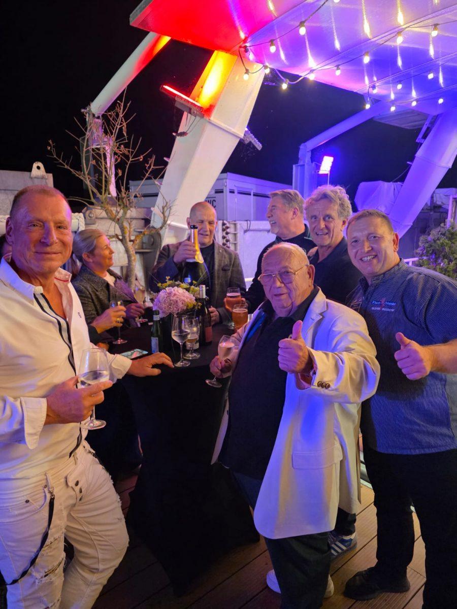 Gäste bei der Abendveranstaltung des Riesenrad Dinners in den Kaiserbädern