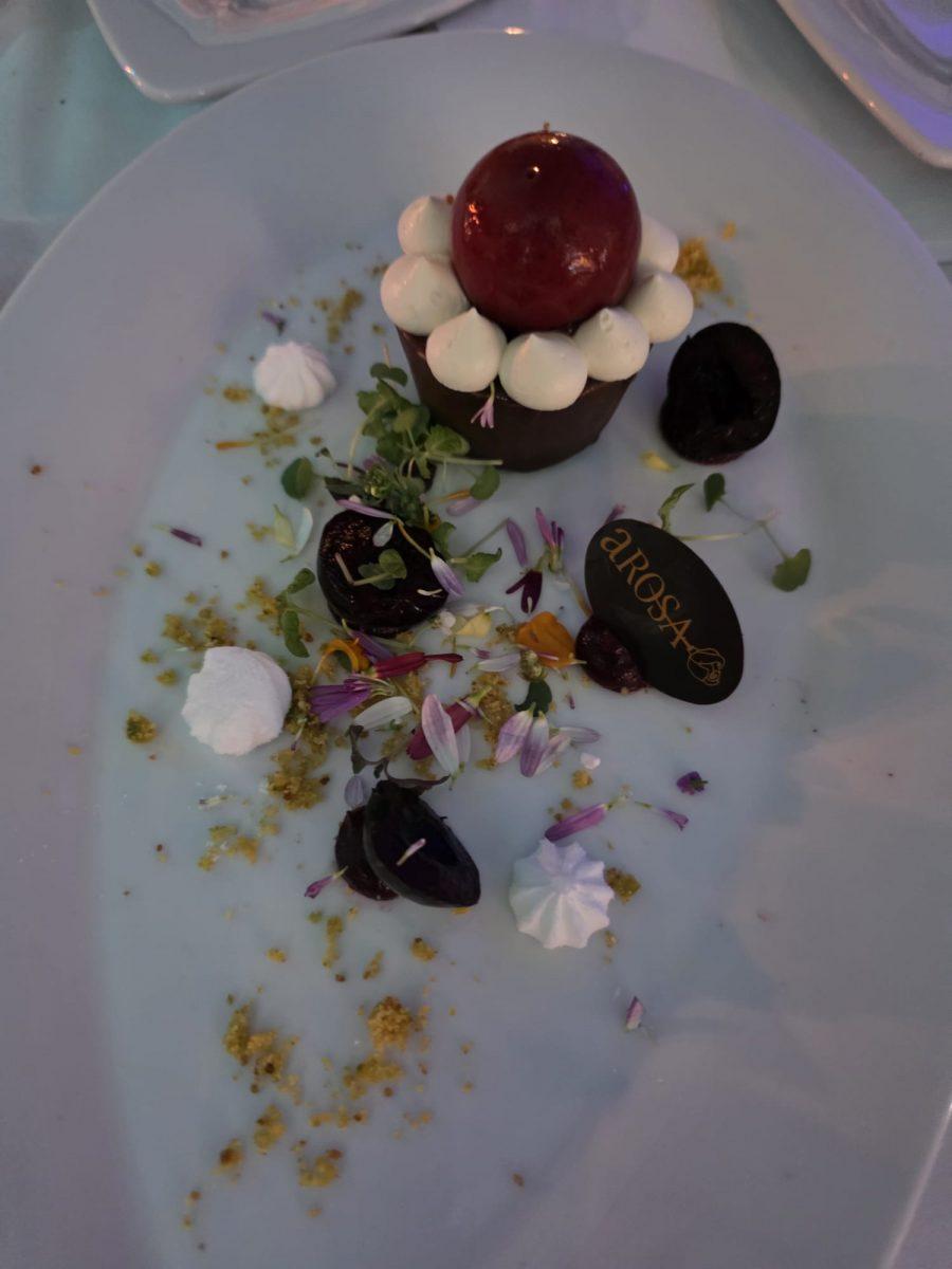 Fein angerichtetes Dessert beim Riesenrad Dinner 2026 auf Usedom